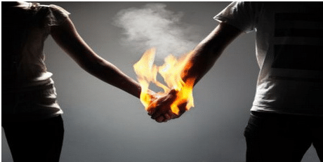 ΔΙΑΦΟΡΕΣ ΜΕΤΑΞΥ ΜΙΑ ΥΓΙΟΥΣ ΚΑΙ ΜΙΑΣ ΤΟΞΙΚΗΣ ΣΧΕΣΗΣ